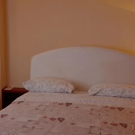 B & B Paradiso-3